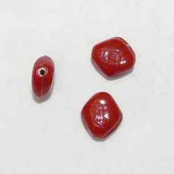 Perle Verre Lozange Rouge Opaque
