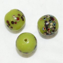 Perle Verre boule verte (Lampwork) 